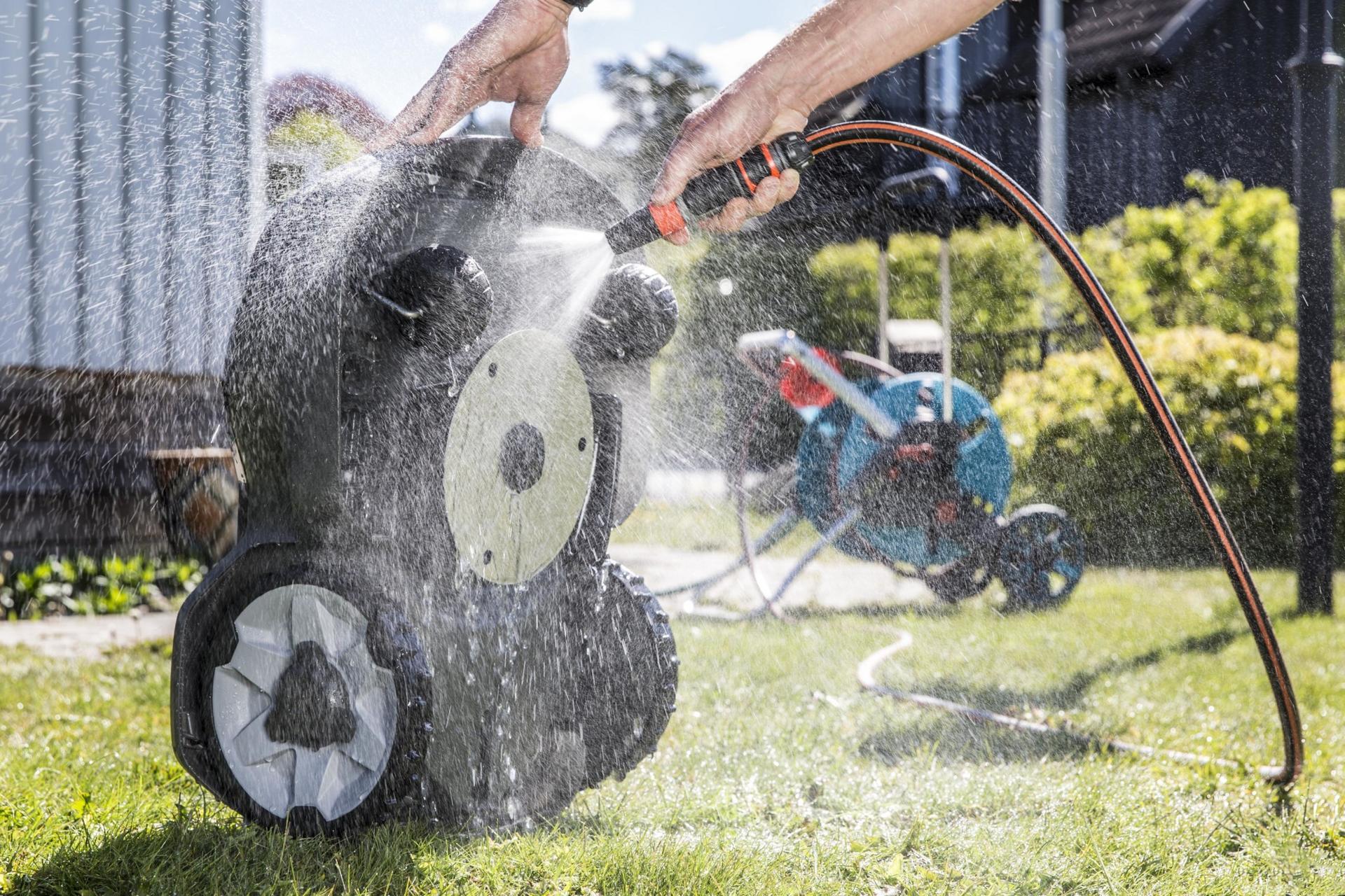 Husqvarna Automower 415X - Vuoksenautotarvike.fi