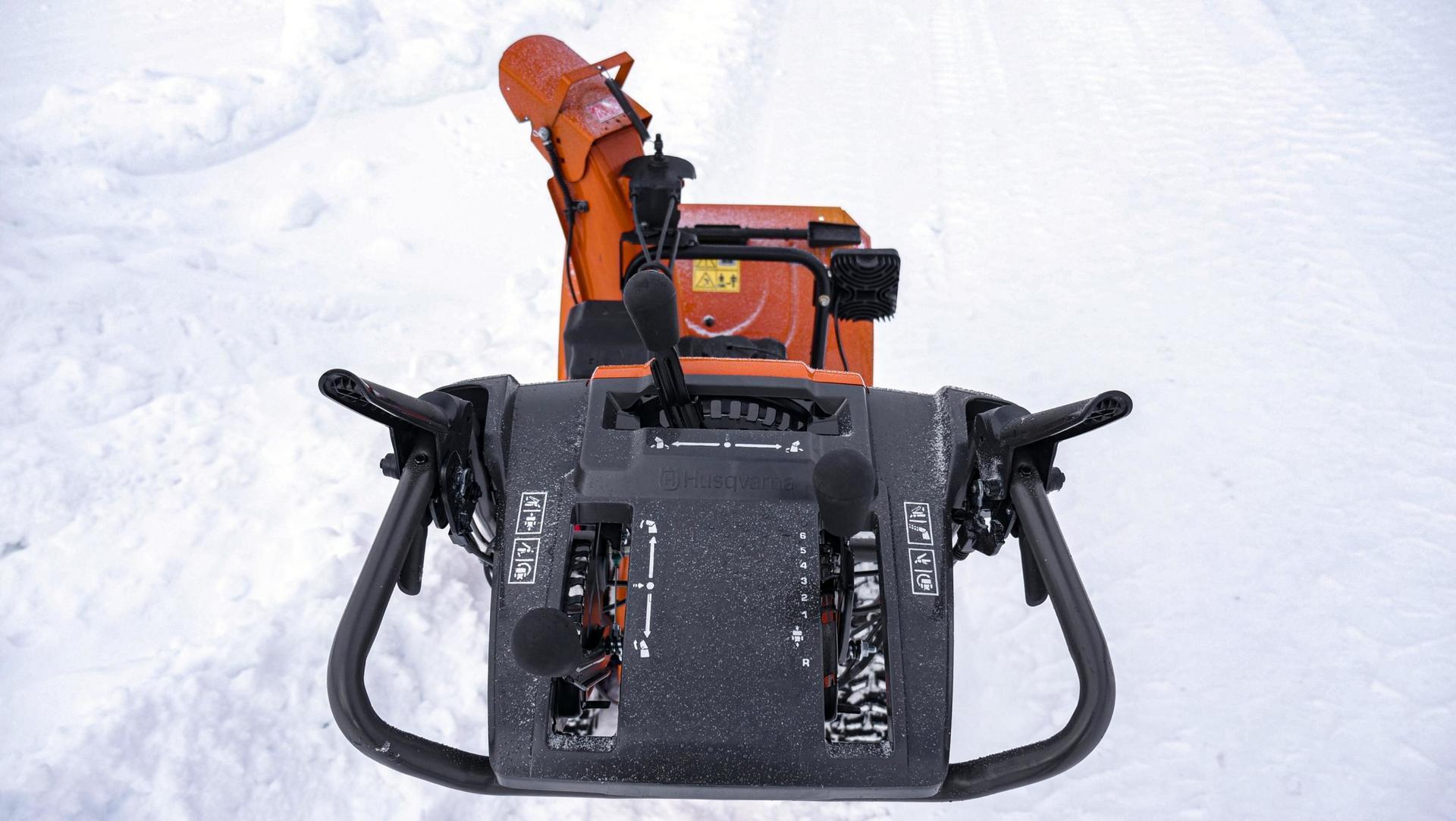 Husqvarna ST 224 lumilinko - Vuoksenautotarvike.fi