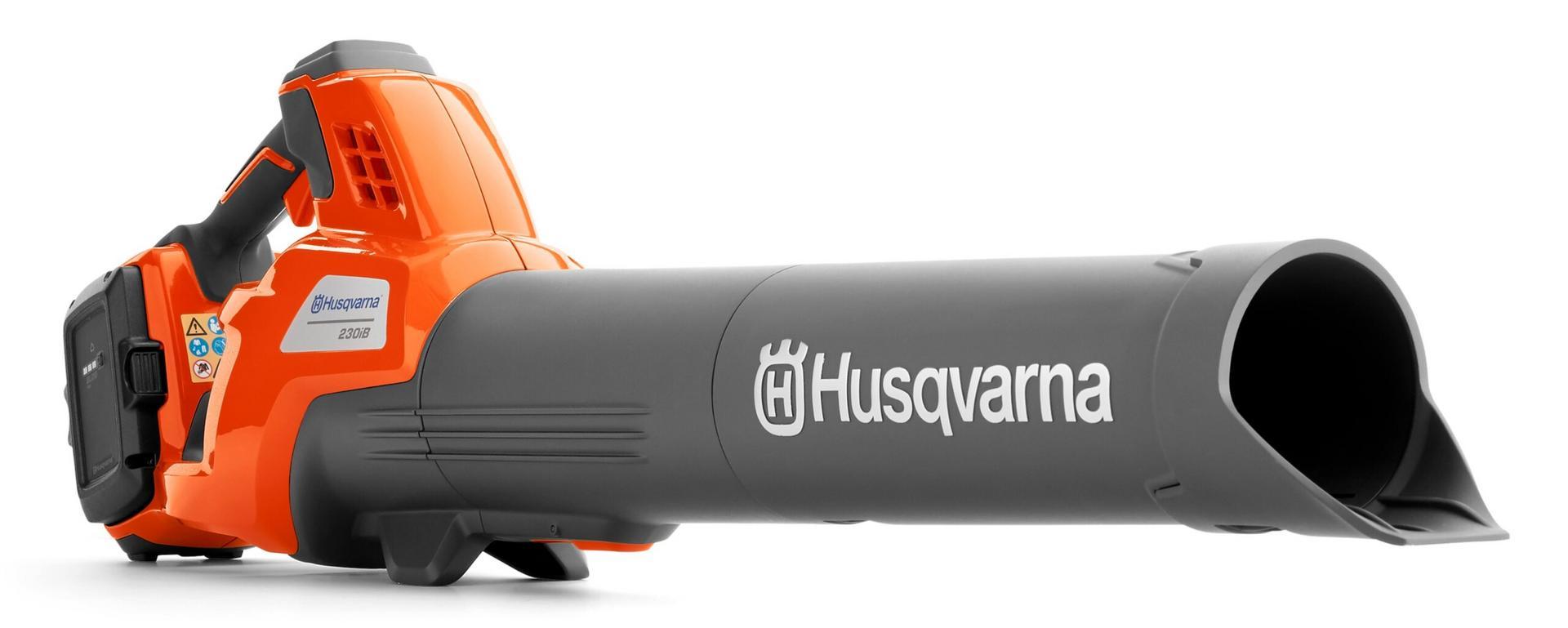Husqvarna 230iB akkulehtipuhallin akulla ja laturilla